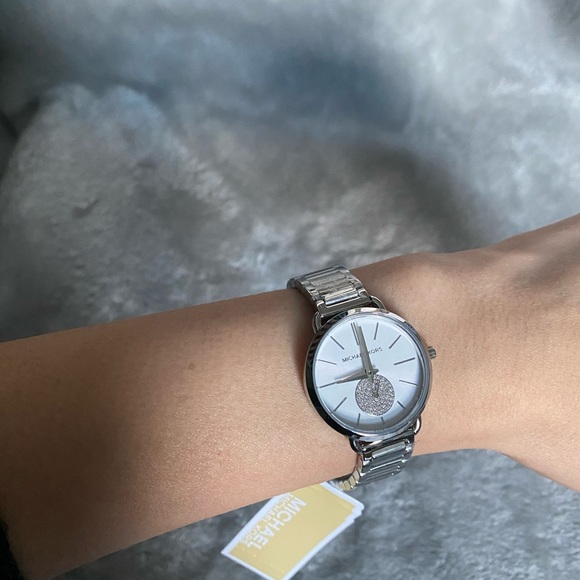 MK Silver Watch - Picture 3 of 6